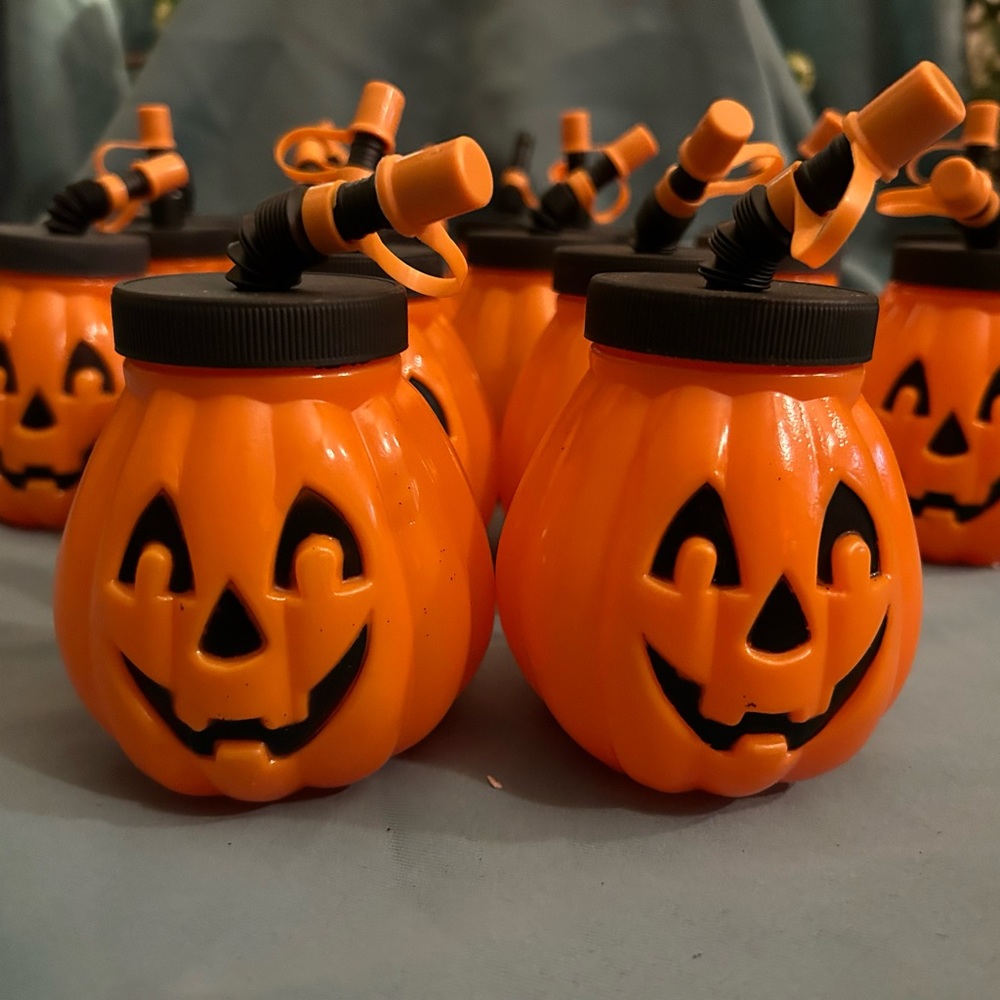 Set of 15 Kids Halloween Party “Pumpkin” Juice Containers.